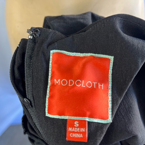 ModCloth - Picture 3 of 4